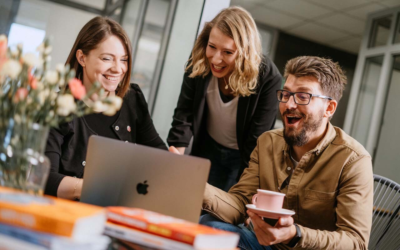 Boost Outreach Success with LinkedIn Profile Rental