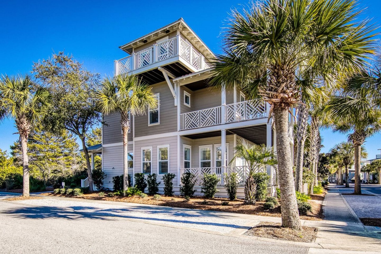 Coastal Cabana: A Prime Executive Condominium at Pasir Ris